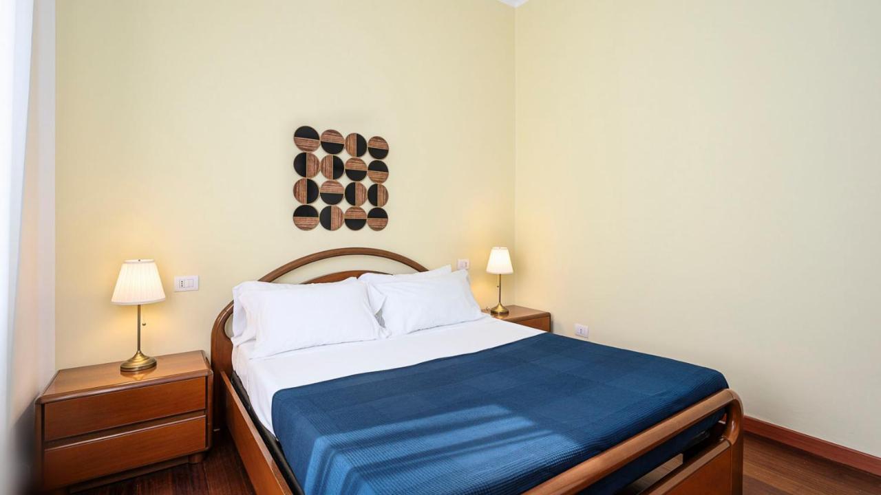 "Gold Fashion" - Residenza Duomo Citylife Apartment Milano Ngoại thất bức ảnh