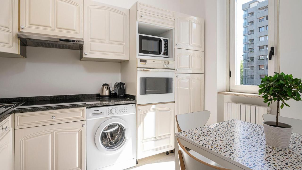 "Gold Fashion" - Residenza Duomo Citylife Apartment Milano Ngoại thất bức ảnh